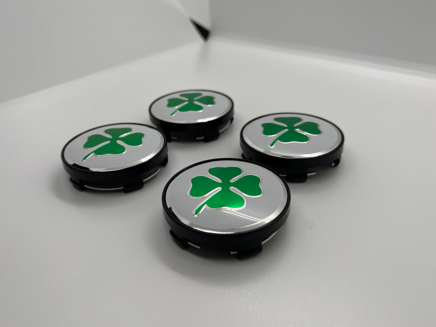 Alfa Romeo Chrome + Black Base Clover Emblem Badge Wheel Caps for Giulietta Giulia Mito 156 147 Spider Brera