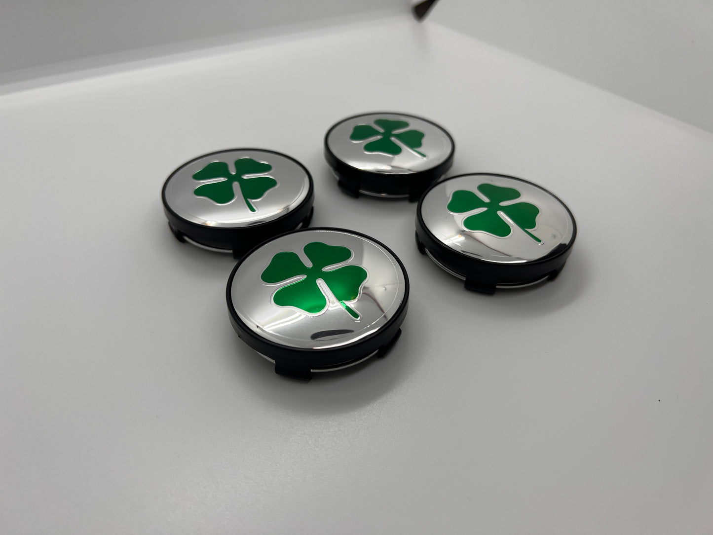 Alfa Romeo Chrome + Black Base Clover Emblem Badge Wheel Caps for Giulietta Giulia Mito 156 147 Spider Brera